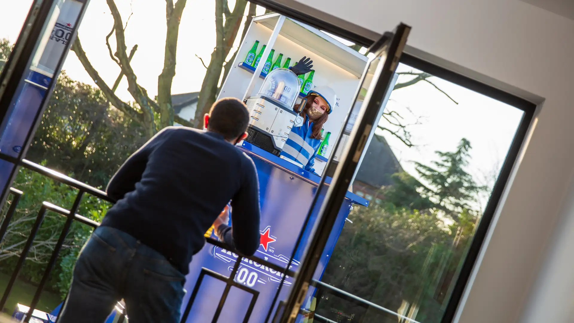 CPL-Heineken-collaboration-with-Cumberland-platforms-Sophie Ellis-Bextor