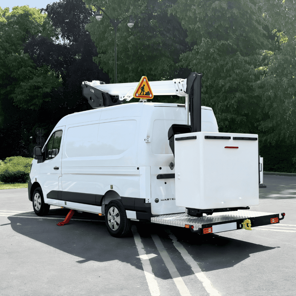 Rear view of the KL17P van mounted cherry picker